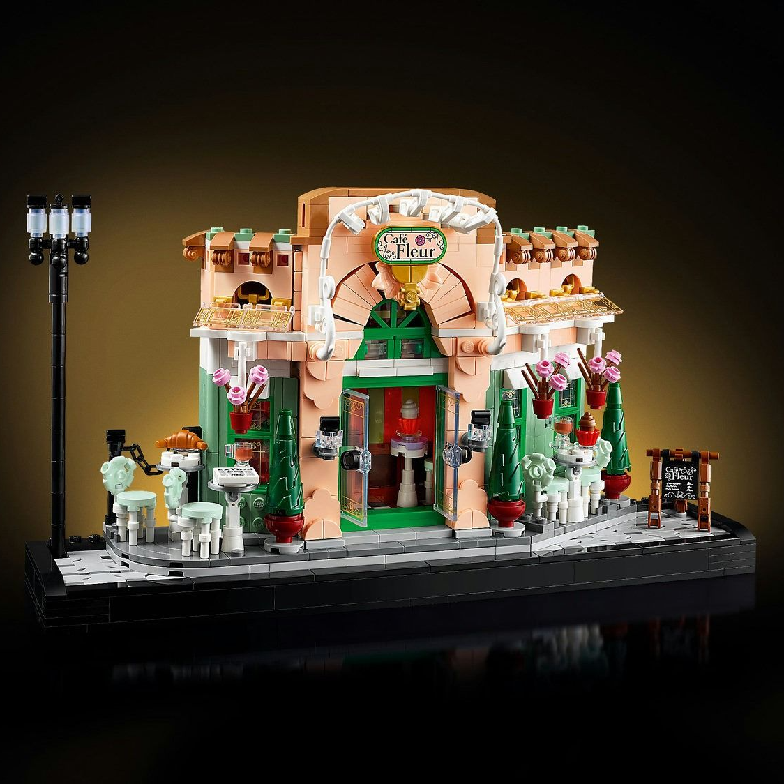 LEGO Icons French café 10362