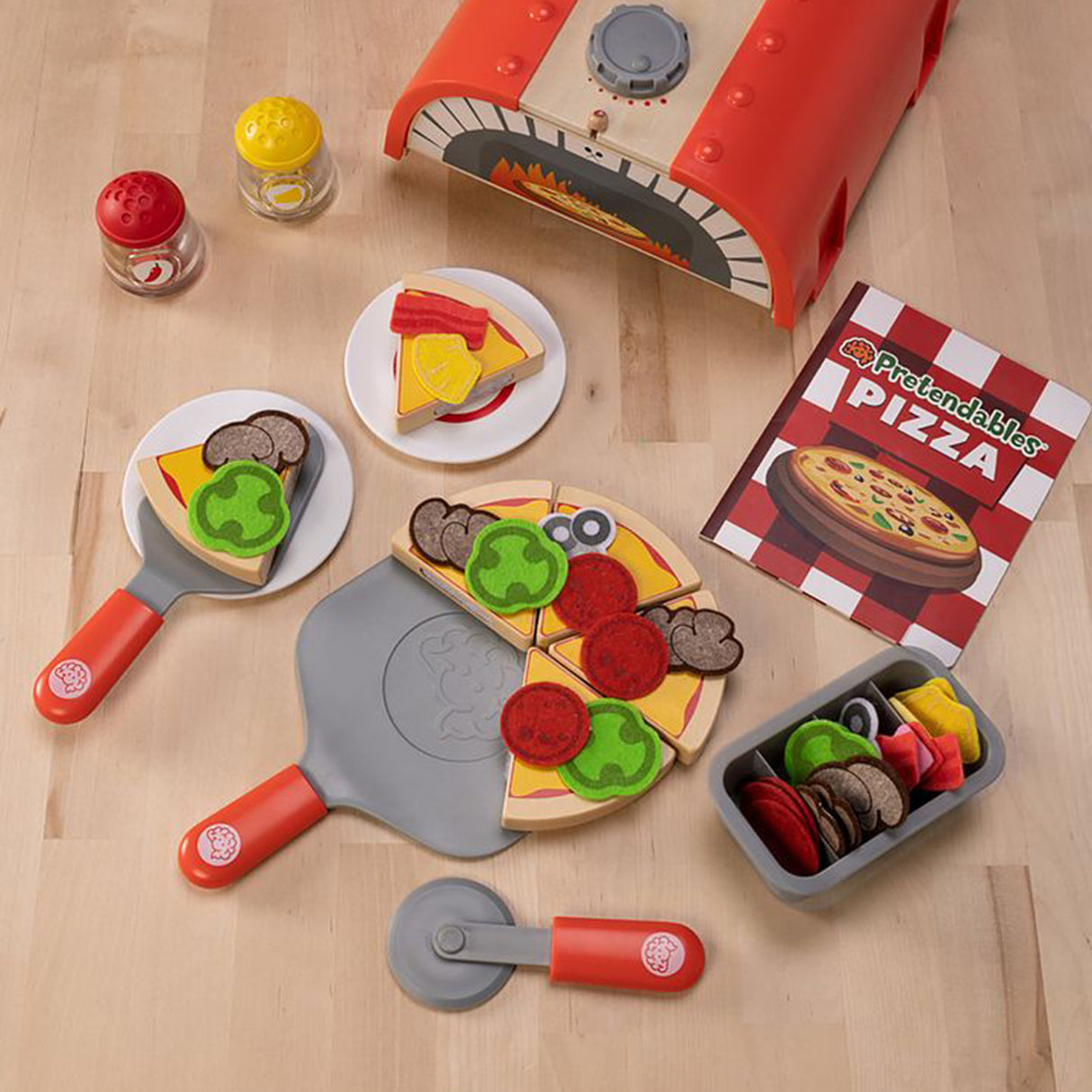 Fat Brain Backyard Pizza Oven Set