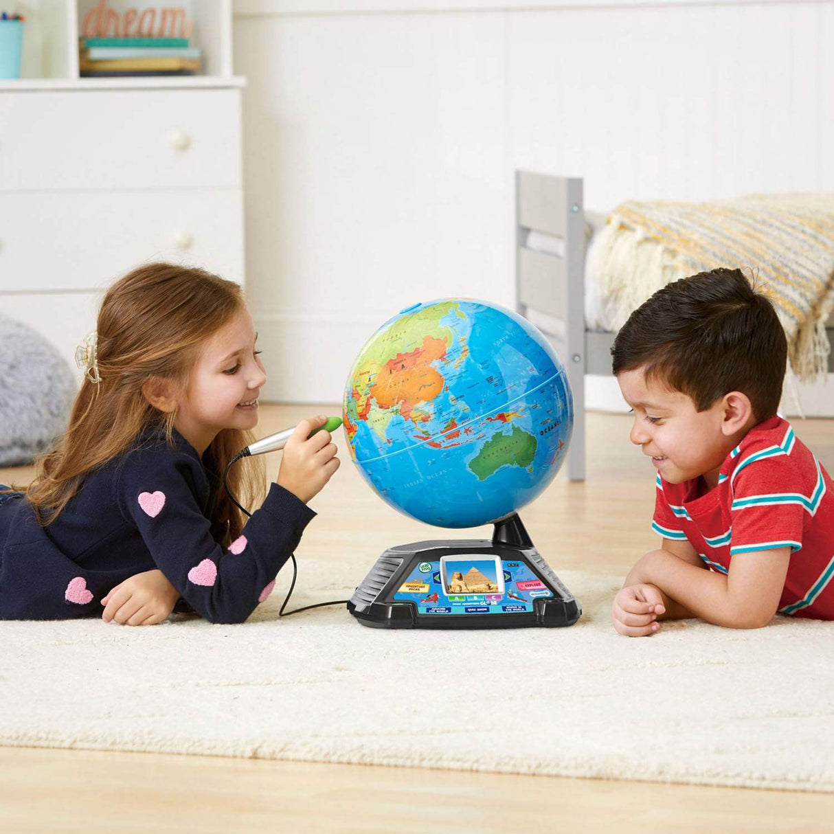 LeapFrog Magic Adventures Globe (5+ years)