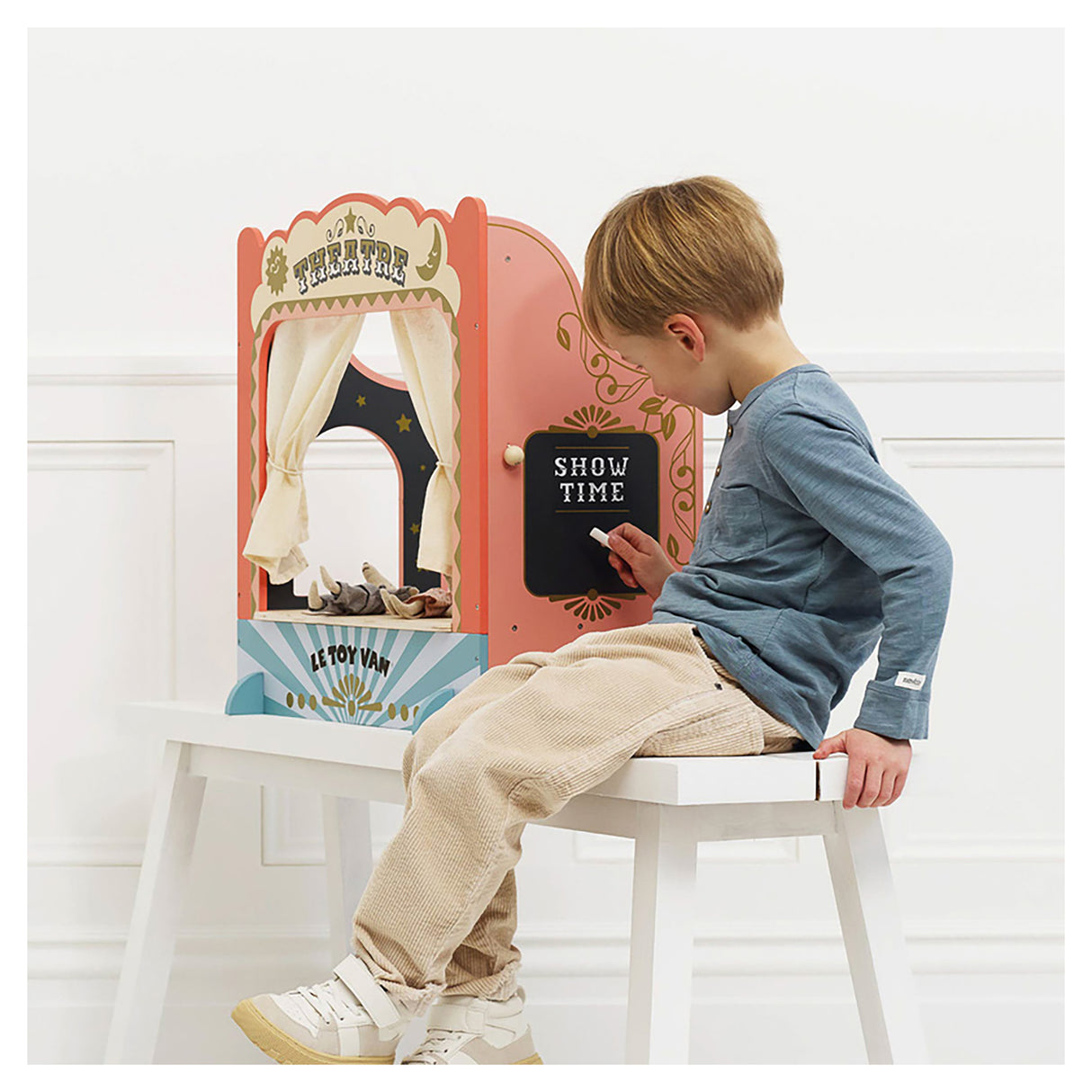 Le Toy Van Tabletop Puppet Wooden Theatre