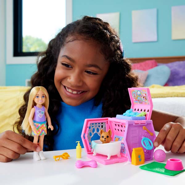 Barbie Chelsea Doll And Playset