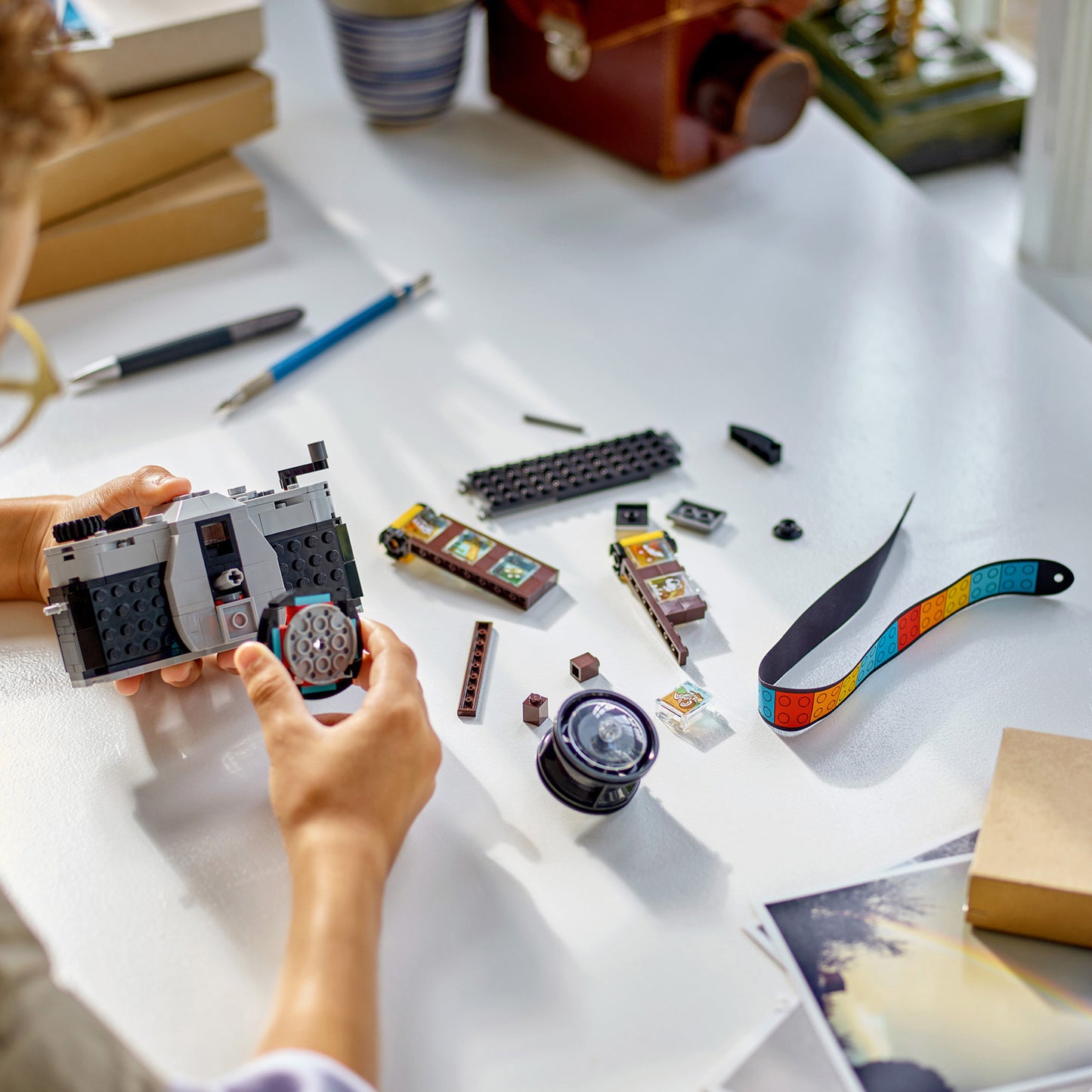 LEGO Creator Retro Camera 31147, (261-pieces)