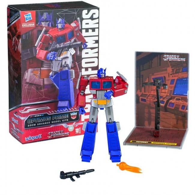 Transformers Generation One Optimus Prime AMK Series 20cm Action Figure