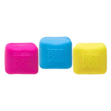 Needoh Colour Change Cube Shape NeeDoh
