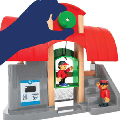 BRIO Set - Central Station Set (37 pieces)