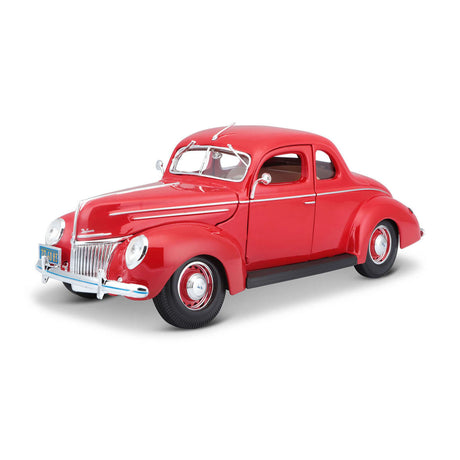 Maisto 1:18 1939 Ford Deluxe Coupe - Red