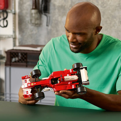 LEGO Icons Ferrari F2004 & Michael Schumacher