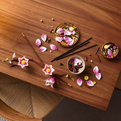 LEGO Botanicals Magnolia Branches