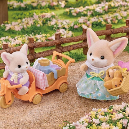Sylvanian Families Sunny Picnic Set