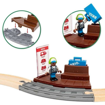 BRIO Pullback Train Set 28 pieces