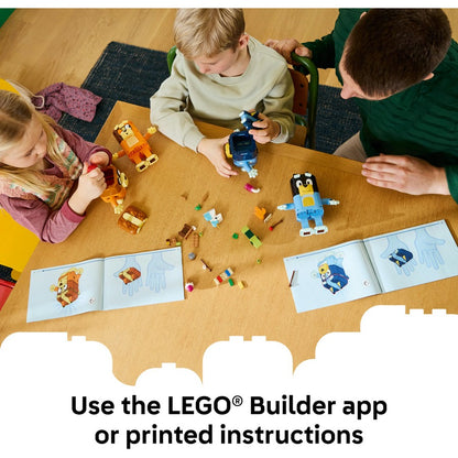 LEGO Bluey Brick-Built Bluey Family 11217