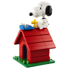 LEGO Ideas Peanuts Snoopy's Doghouse 21368