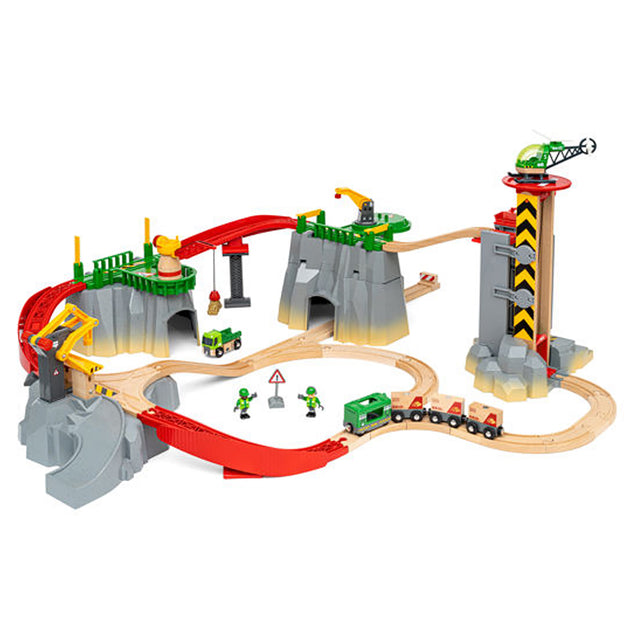 BRIO Cargo Mountain Set (32 pieces)