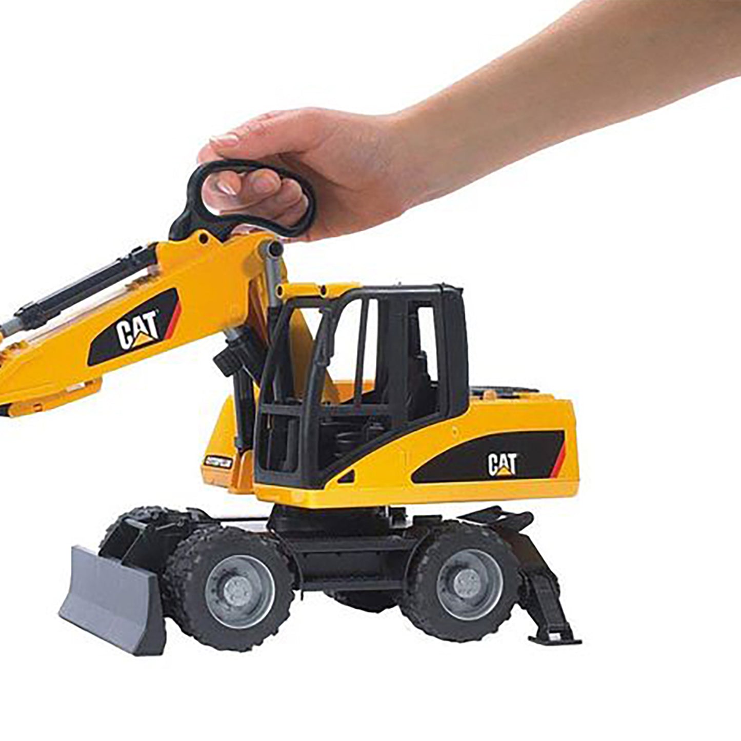 Bruder 1/16 Caterpillar Wheeled Excavator