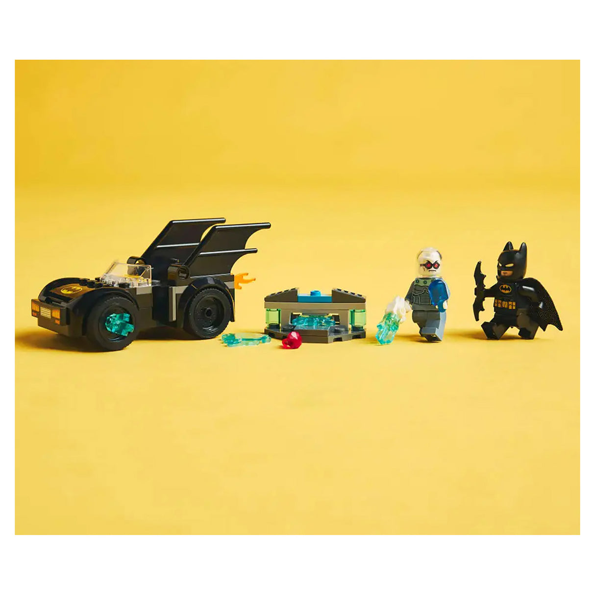 LEGO Super Heroes DC Batman & Batmobile vs. Mr Freeze 76301