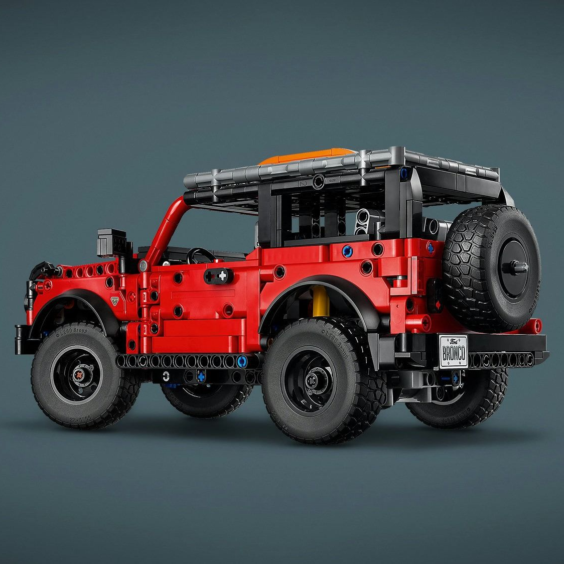 LEGO Technic Ford Bronco SUV 42213