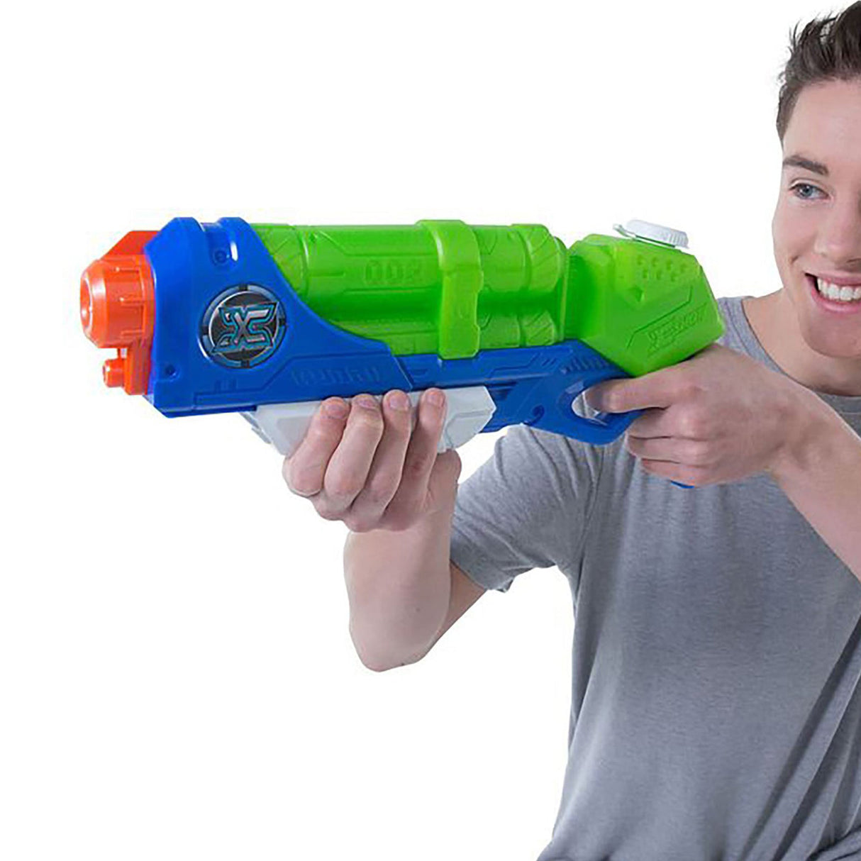 X-SHOT Typhoon Thunder - Long distance Water gun (550 ml)