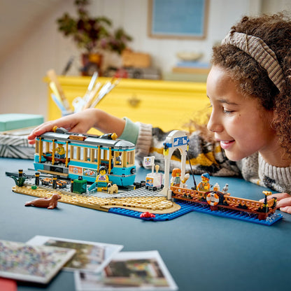 LEGO City Classic Beach Streetcar 60506