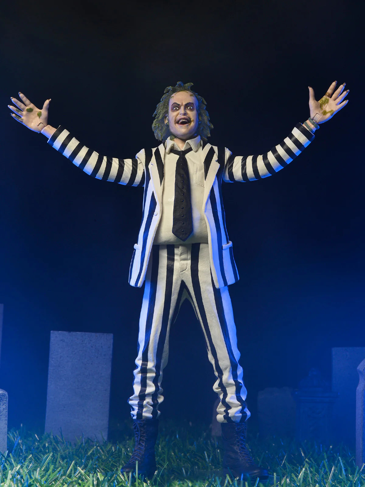 Beetlejuice (1988) Black & White Striped Suit Beetlejuice 7" Scale Action Figure
