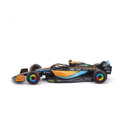Bburago 1:43 2022 F-1 McLaren MCL 36 #4 Norris with Driver