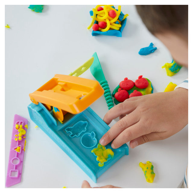 Play-Doh Fun Factory Starter Set