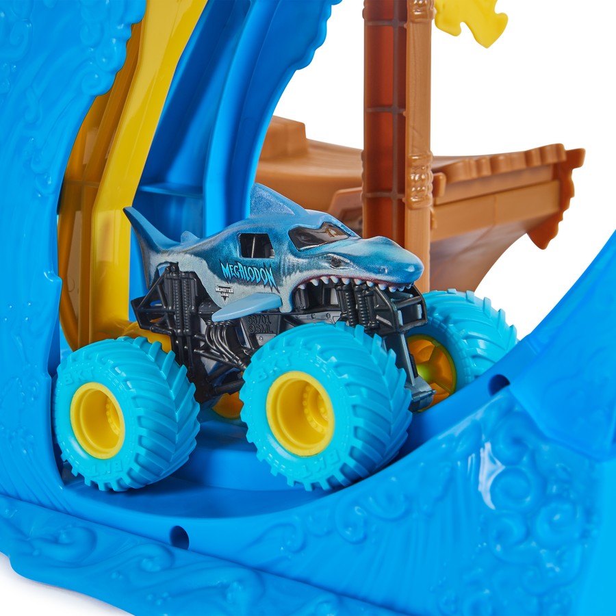 Monster Jam 1:64 Megalodon's Loop of Doom Playset