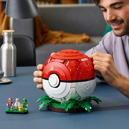 LEGO Pokemon Iconic Trainer Moments Poke Ball 72154