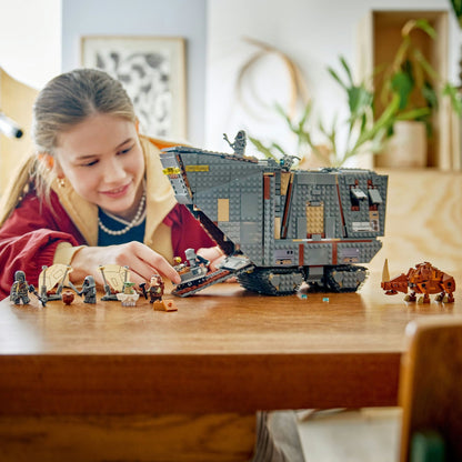 LEGO Star Wars Offworld Sandcrawler and Mudhorn 75453