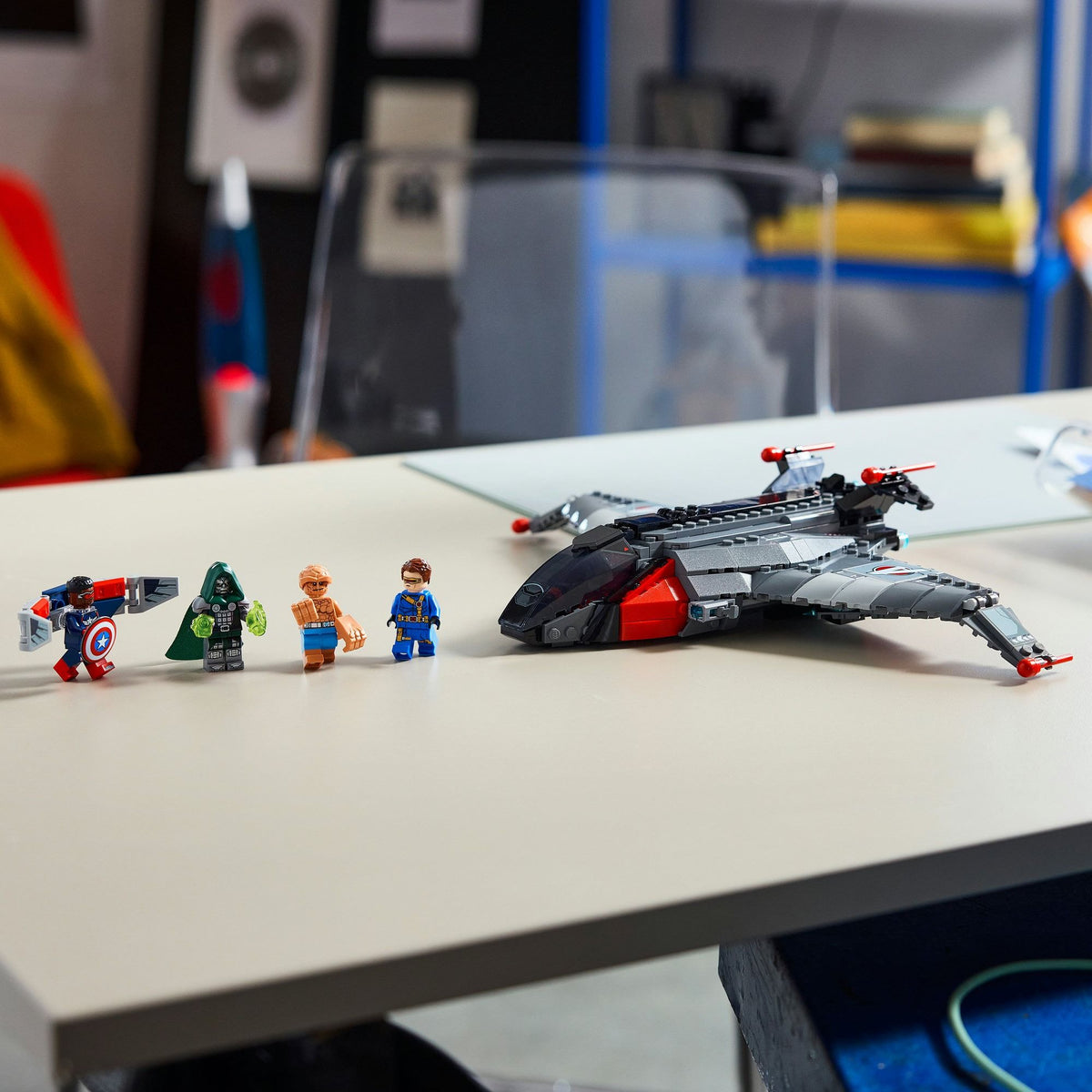 LEGO Super Heroes Marvel Avengers: Doomsday Quinjet 76347