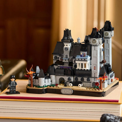 LEGO Wednesday Nevermore Academy 76788