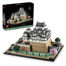 LEGO Architecture Landmarks Collection: Himeji Castle 21060 (2125 pieces)