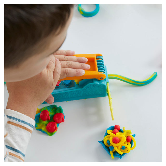 Play-Doh Fun Factory Starter Set