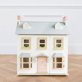 Le Toy Van Daisylane Mayberry Manor Doll House