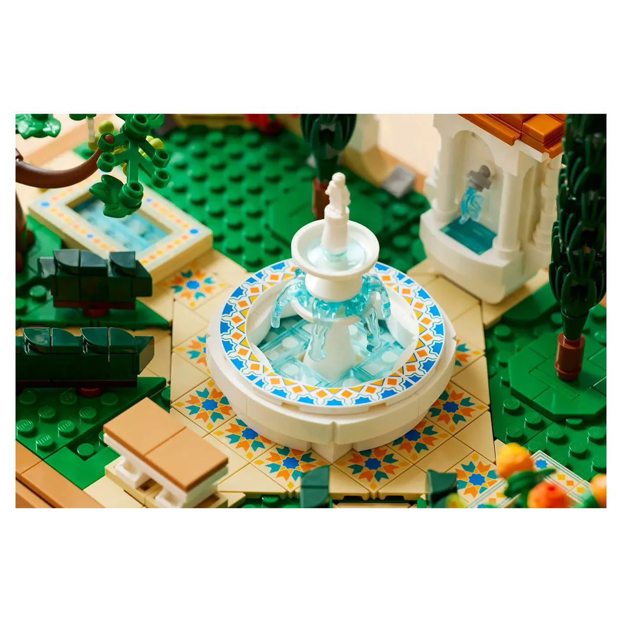 LEGO Icons Fountain Garden 10359