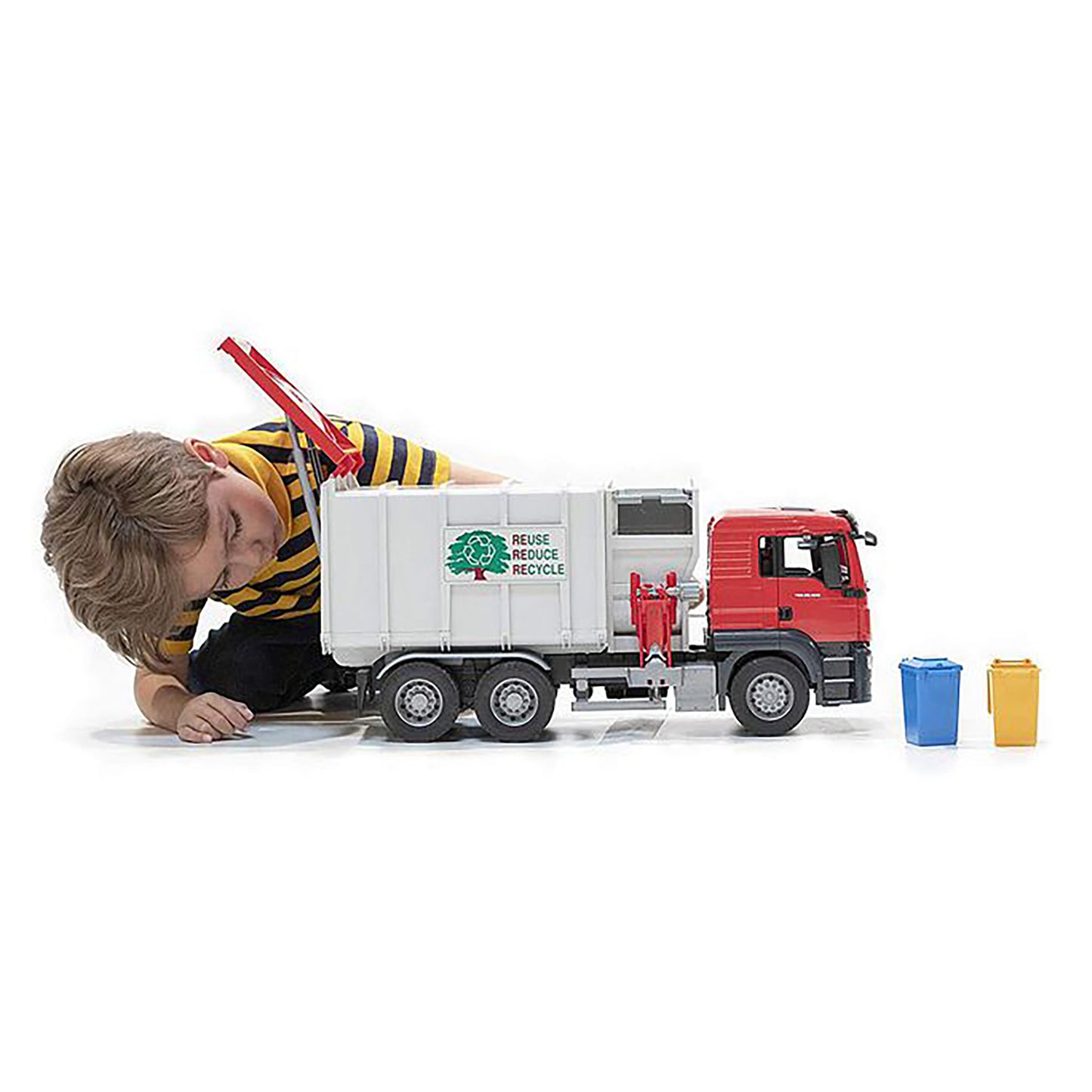 Bruder 1/16 MAN TGS Side Loading Garbage Truck