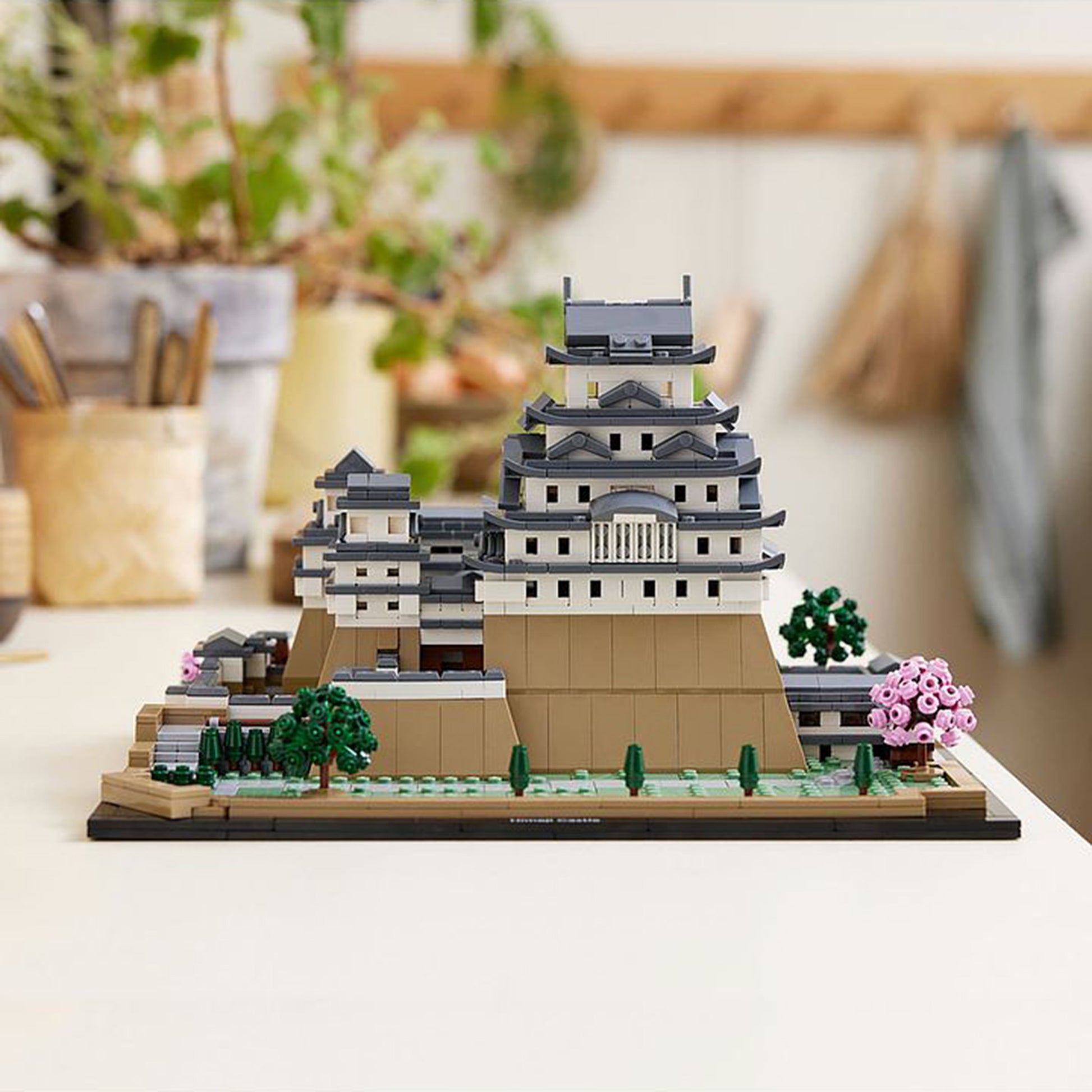 LEGO Architecture Landmarks Collection: Himeji Castle 21060 (2125 pieces)