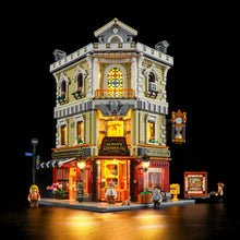 PRE-ORDER | Lumibricks Antique Store (Antique Co.)