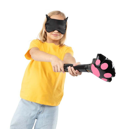 Relatable Cats and Robbers