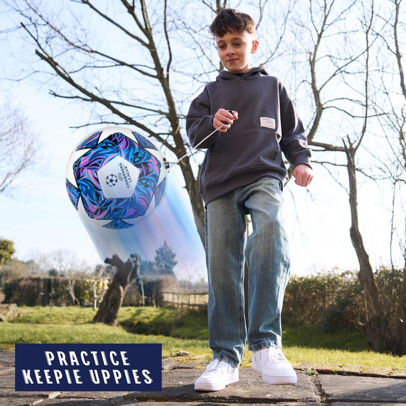Perfect for young footballers, the Champions League Size 3 Skills Ball Trainer helps improve coordination, touch, and confidence during training sessions.