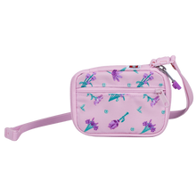 Perfect for everyday use, this LEGO wallet combines practical storage with floral charm.
Carry your essentials with ease in this stylish LEGO Flowers card wallet