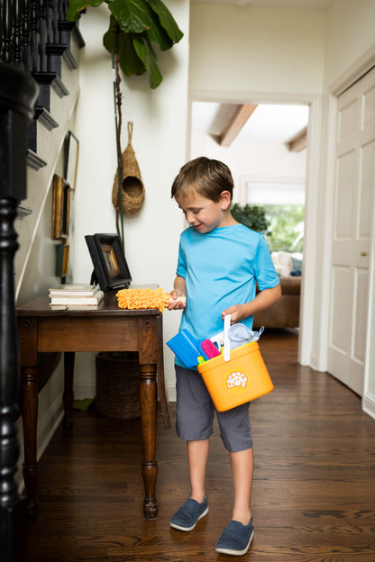 Fat Brain Toys Cleaning Set