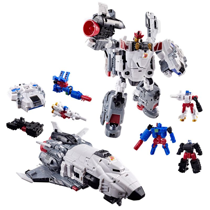 Experience epic Transformers action with Commander Class Jetfire.