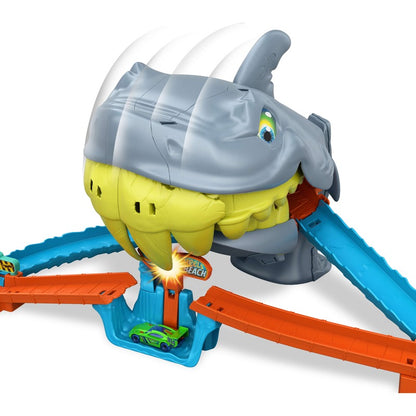 Hot Wheels City Shark Chomp Beach