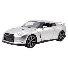 Fast & Furious - 1:24 2009 Nissan R35 Diecast Vehicle