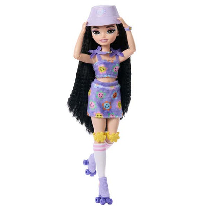Barbie Dream Besties Skate Party Renee  Doll And Accessories