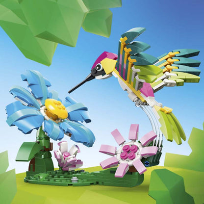 LEGO Creator Wild Animals: Colorful Hummingbird 31384