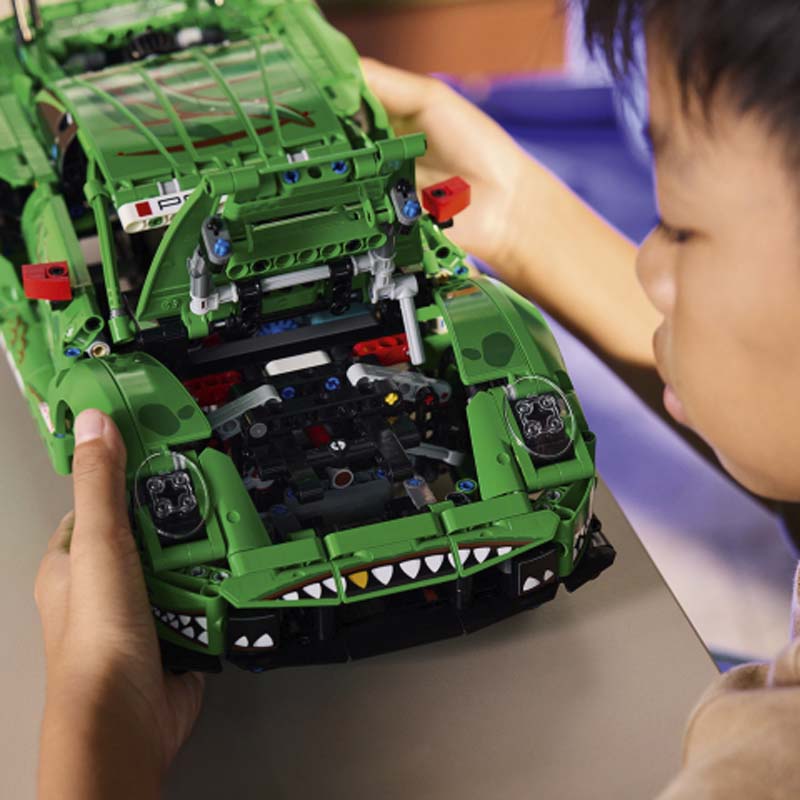 LEGO Technic Porsche 911 GT3 R REXY AO Racing Car