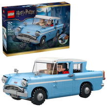 LEGO Harry Potter TM Enchanted Flying Ford Anglia™