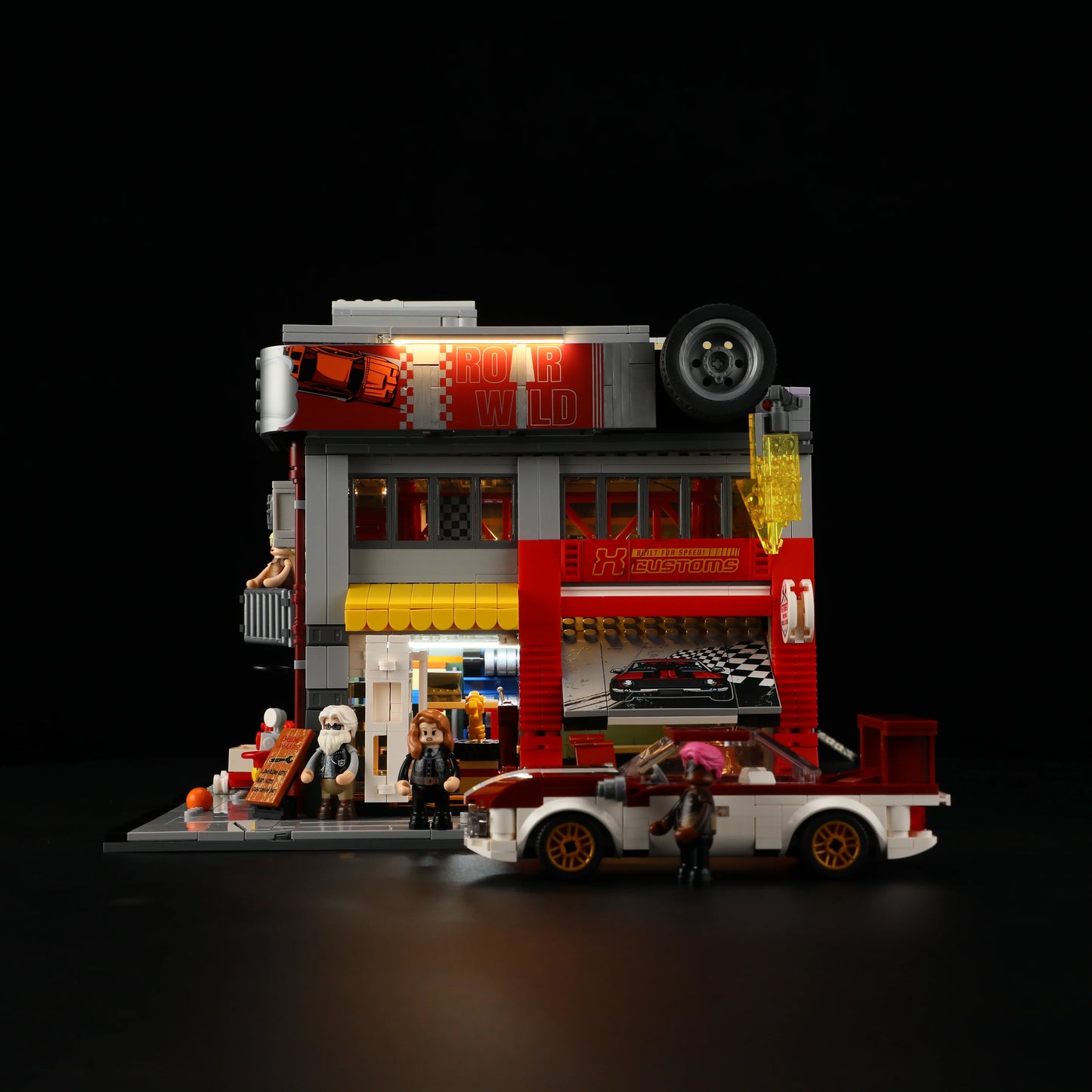 PRE-ORDER | Lumibricks Street MOD Garage