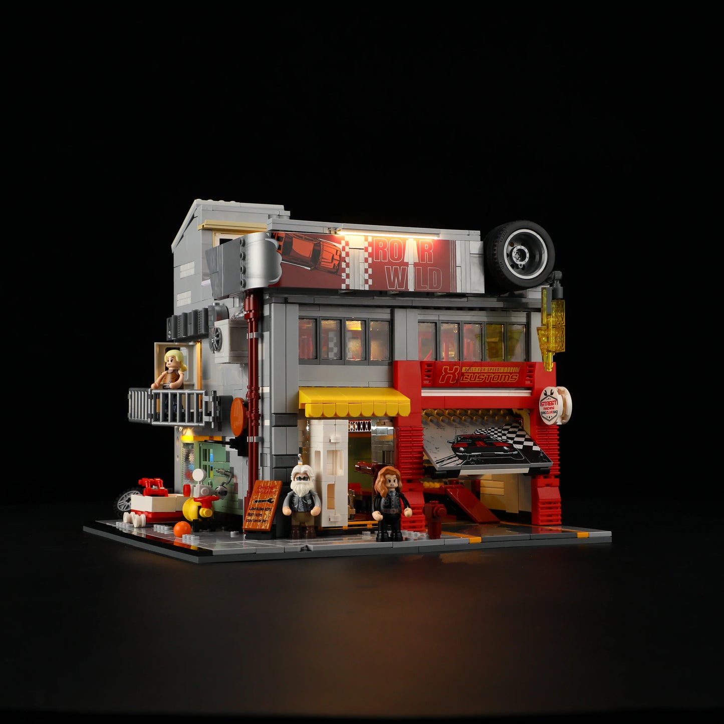 PRE-ORDER | Lumibricks Street MOD Garage